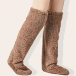 Fuzzy Socks Brwon-tuya